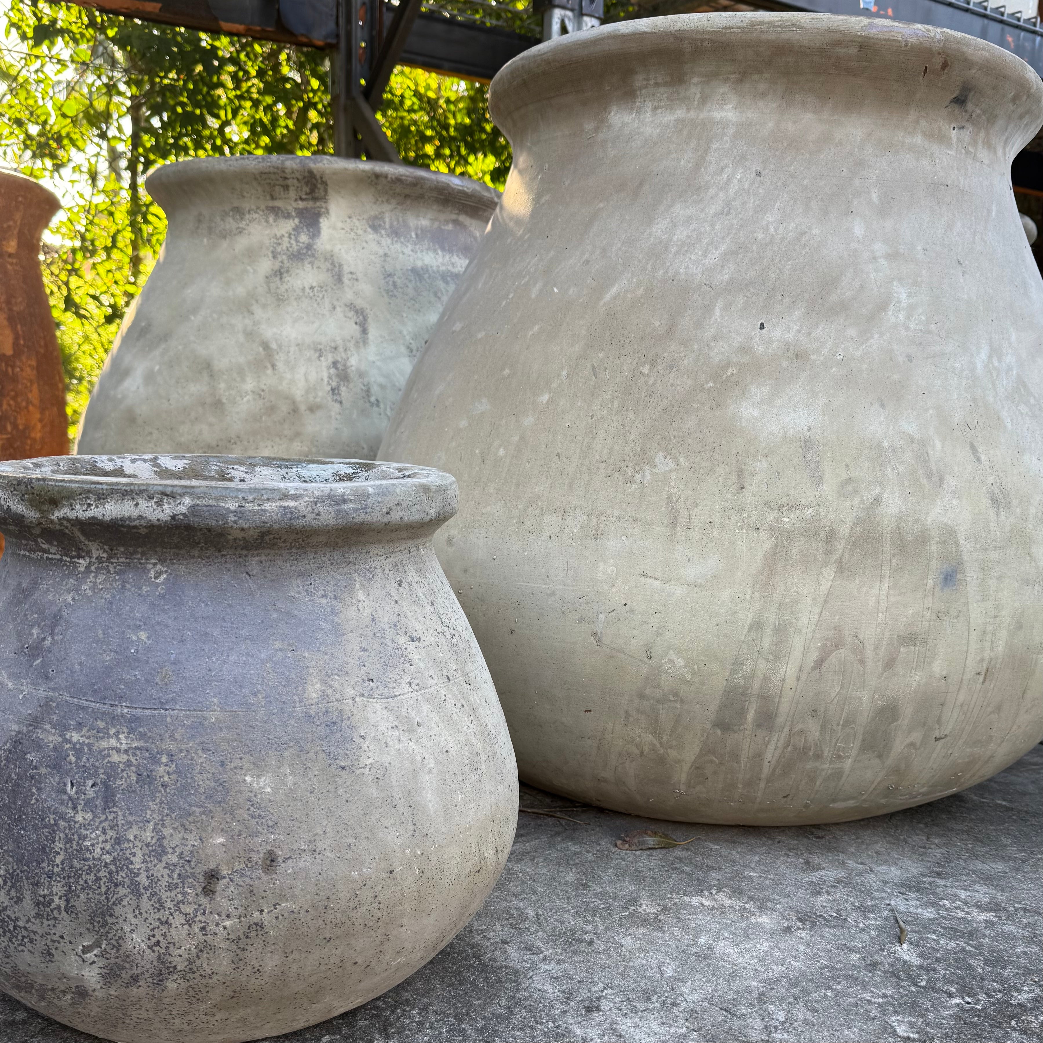Leon Urn