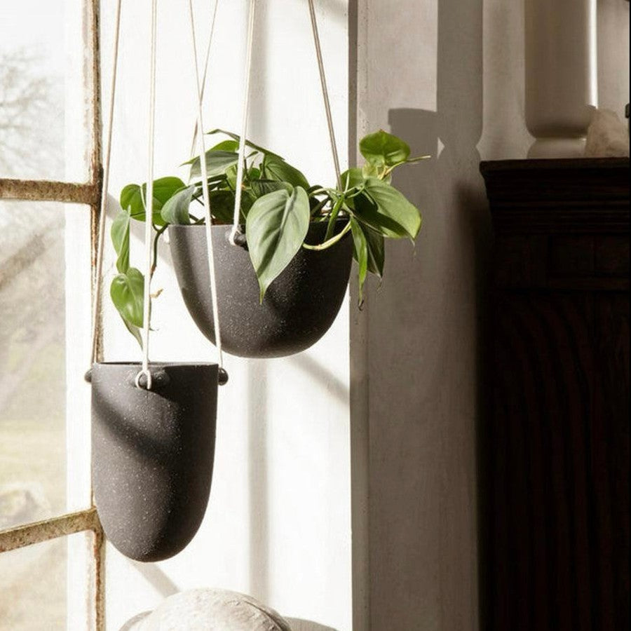 Ferm Living Speckle Hanging Pot- Dark grey